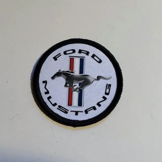 Nášivka Ford Mustang White S